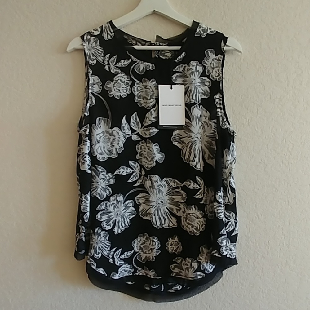 Black + White Floral Sleeveless Blouse | Target
